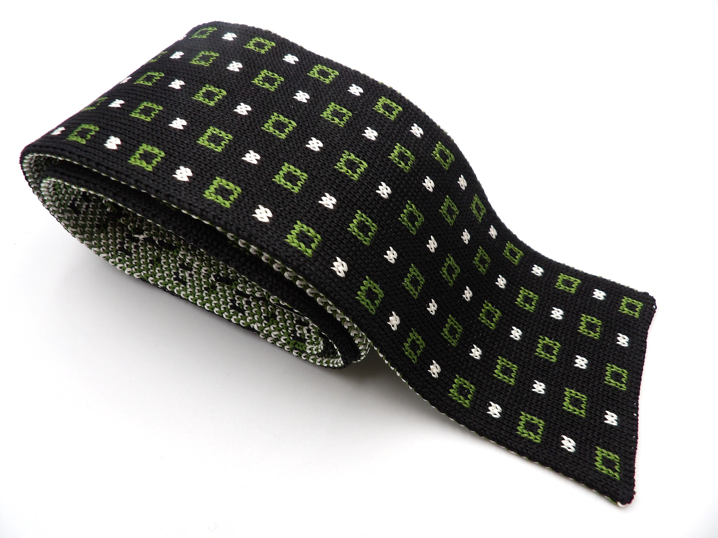 Knightsbridge Retro Mod 60's Slim Squares Knitted Silk Square End Tie Black / Green / White