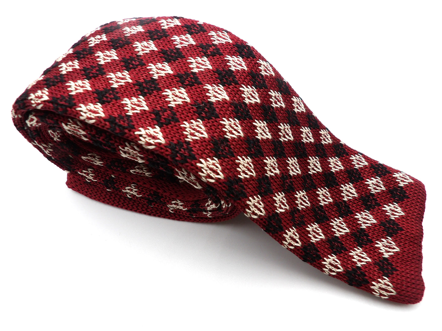 Knightsbridge Retro Mod 60's Slim Diamonds Knitted Silk Square End Tie Burgundy / White / Black
