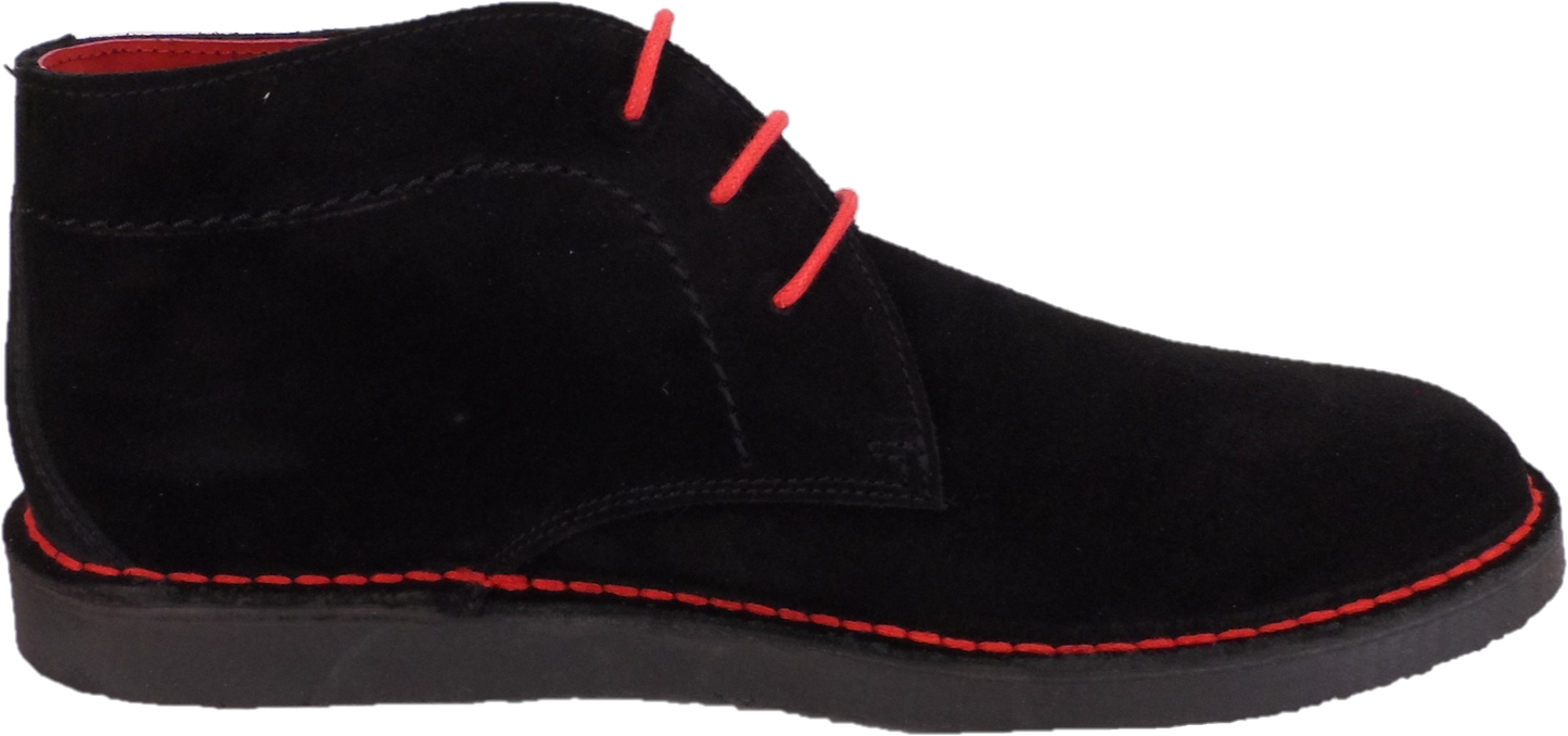 Ikon Original Nomad Suede Desert Boots in Black